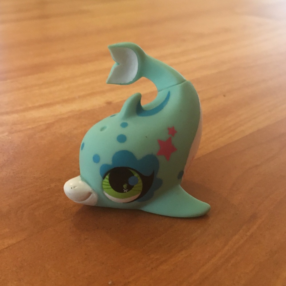 Lps teal painted Dolphin